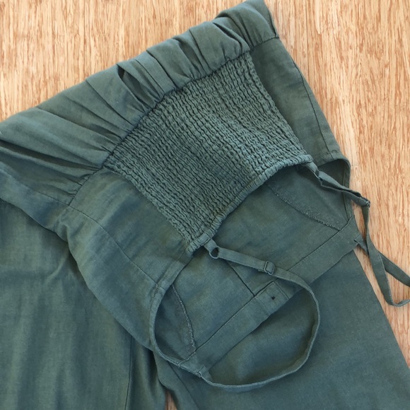 Old navy jumpsuit - Picture 3 of 3